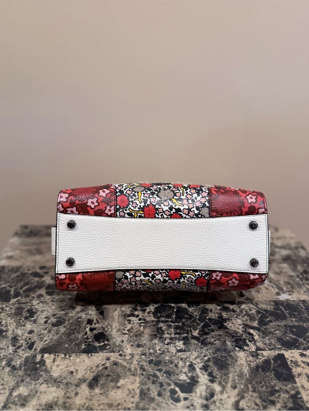 Coach Mercer 24 in Mixed Media Multi-Floral and Blue Wildflower - Picture 5 of 16